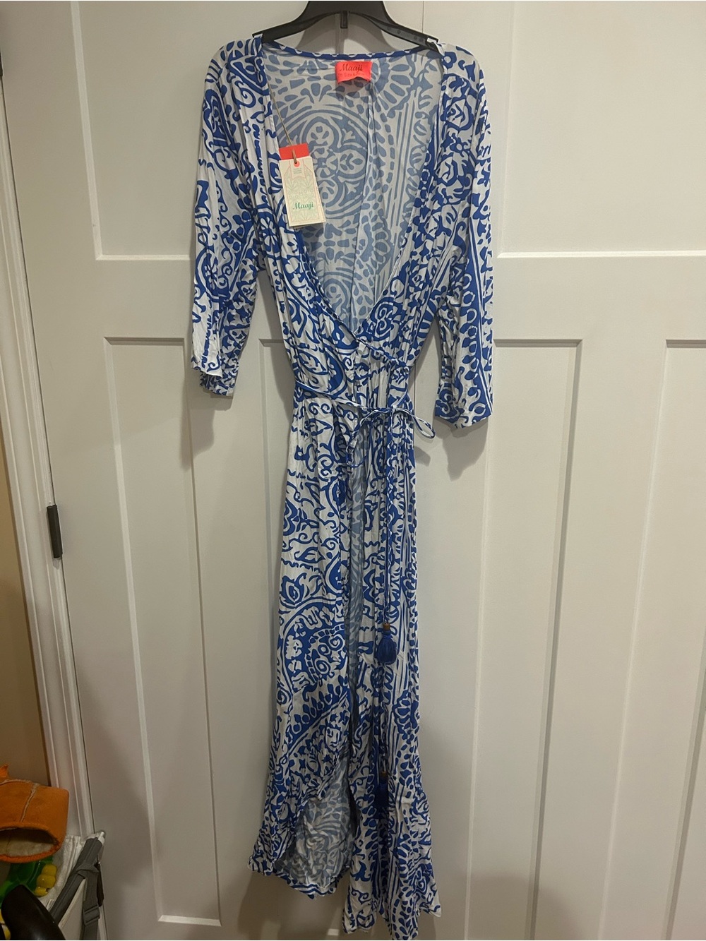 MWT! Maaji Blue & White Printed Wrap Swim Coverup